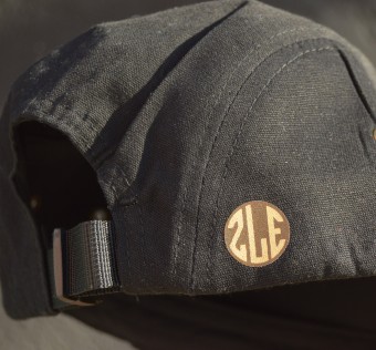 Čepice 5-panel snapback ZLE - black/caramel logo