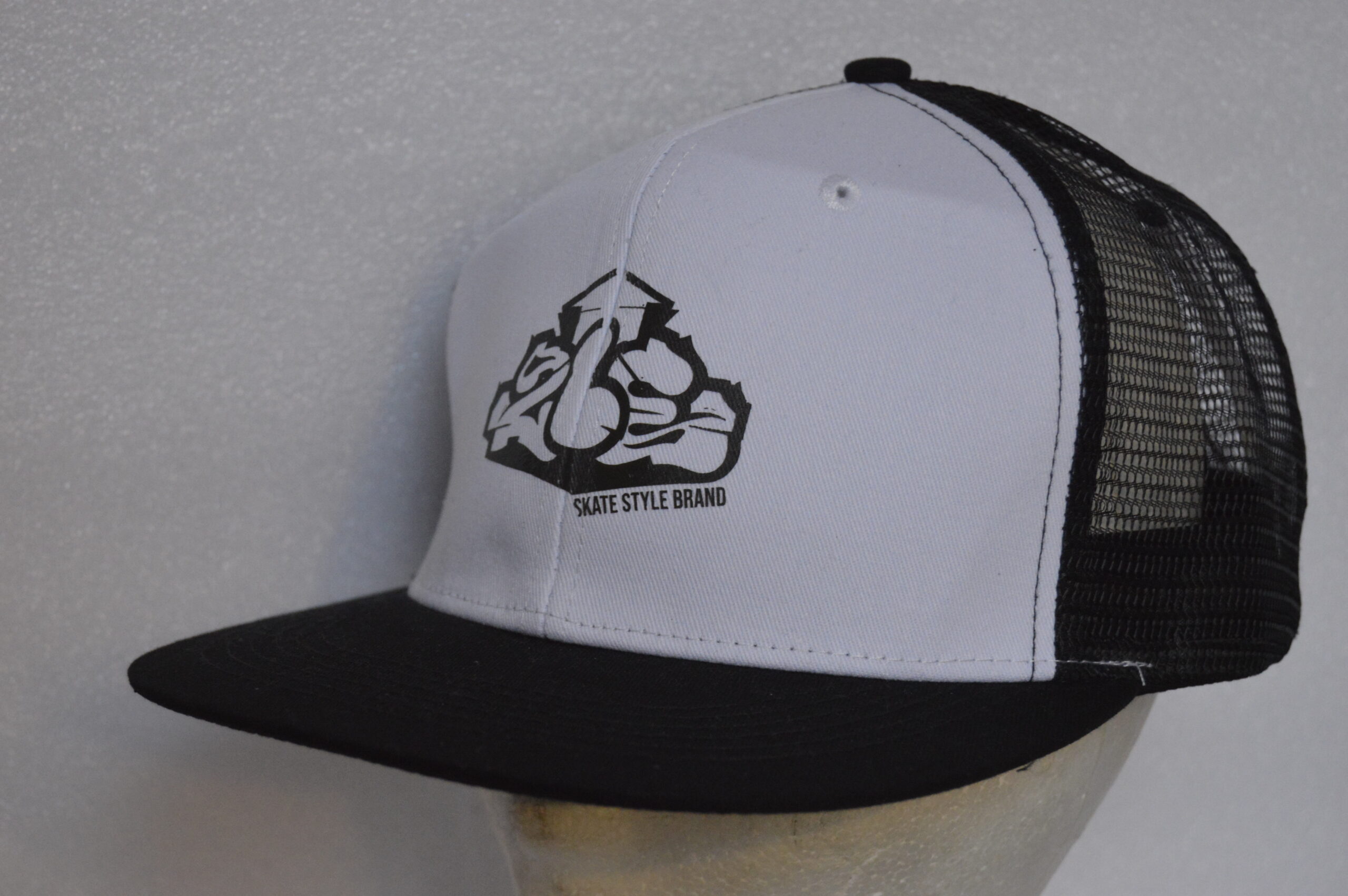 Čepice trucker ZLE! - white/black